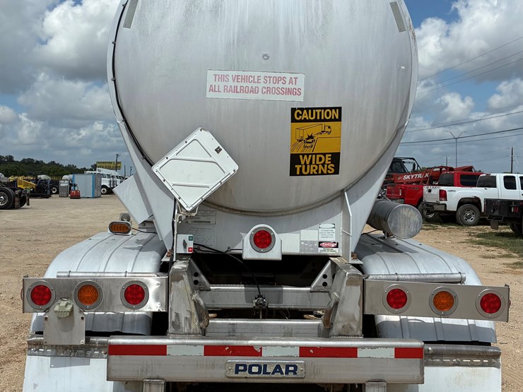 2012-polar-tank-image-5