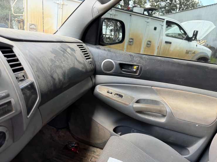 2006-toyota-tacoma-image-58