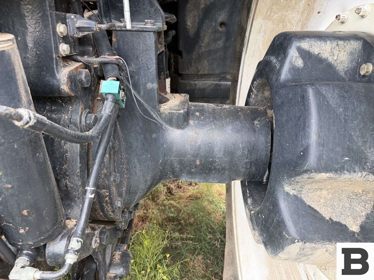 2007-new-holland-tg305-image-64