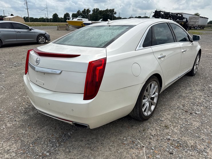 #48220-•-2013-cadillac-xts-sedan-2g61r5s39d9103334-inv#-48220-image-6