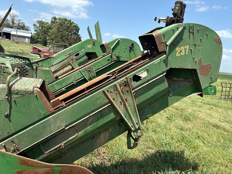 john-deere-237-image-19