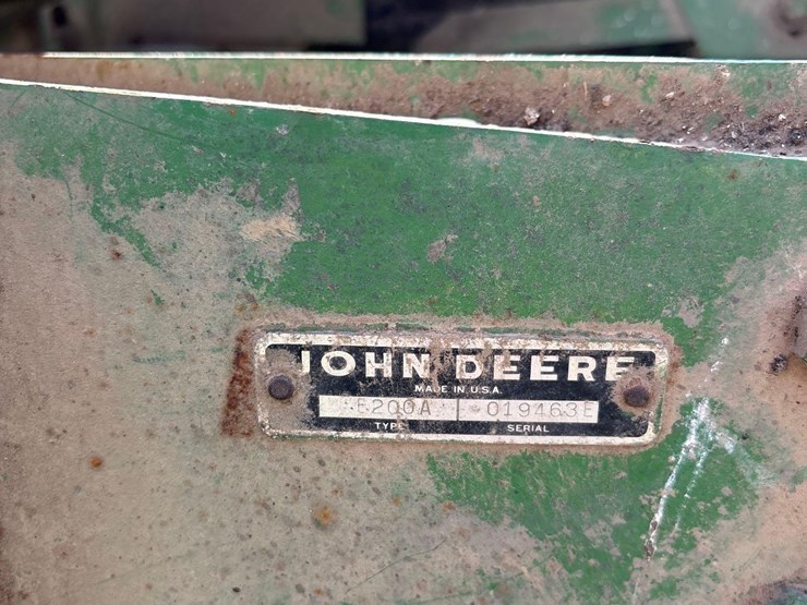 john-deere-200a-image-9