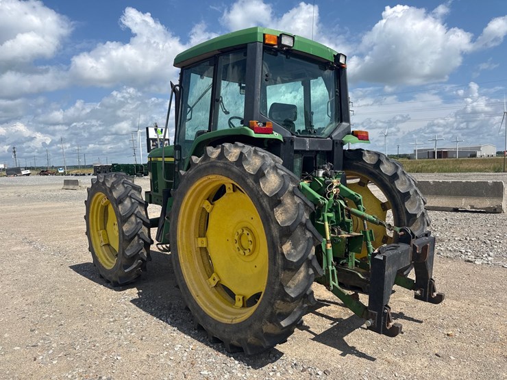 1993-john-deere-6400-image-7