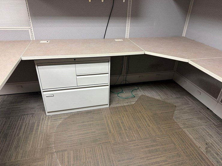 8’-x-10’-sectional-desk-with-back-wall-image-3
