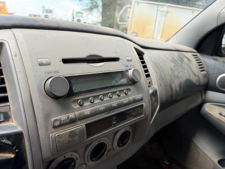 2006-toyota-tacoma-image-56