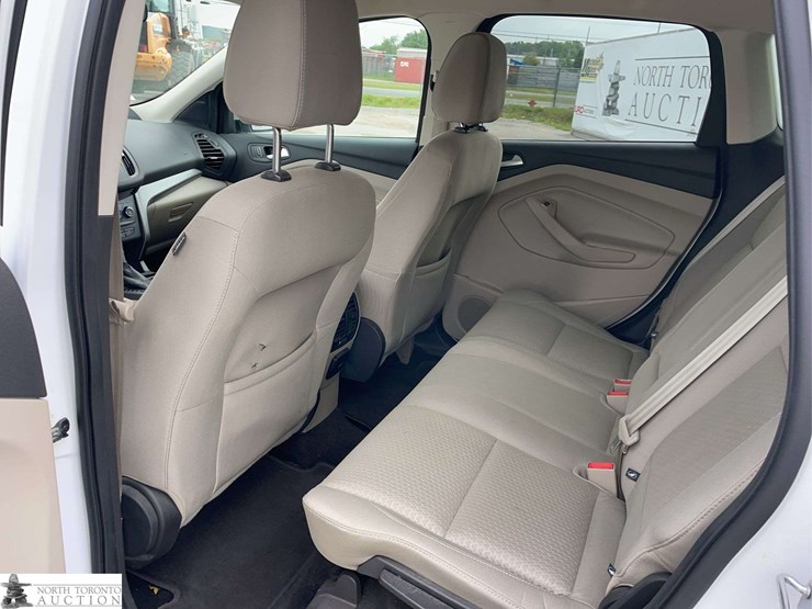2017-ford-escape-image-15