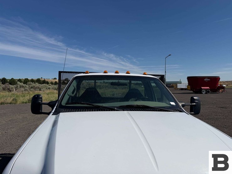 2002-ford-f550-image-10