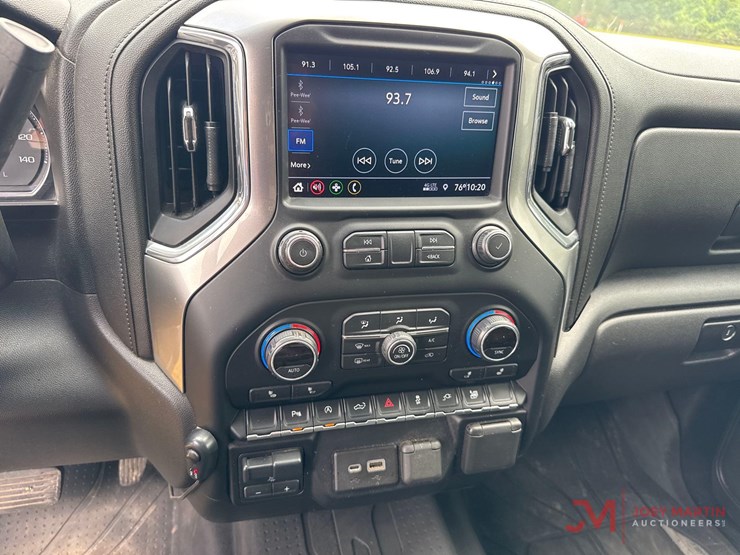 2020-chevrolet-silverado-1500-image-28