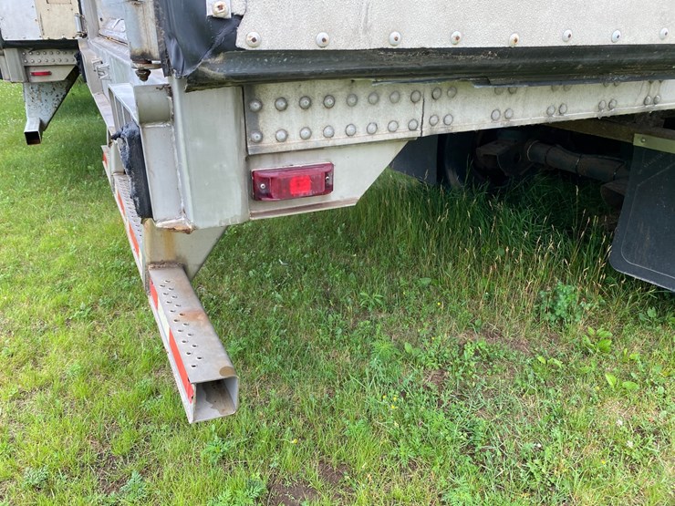 2005-utility-3000r-reefer-image-17