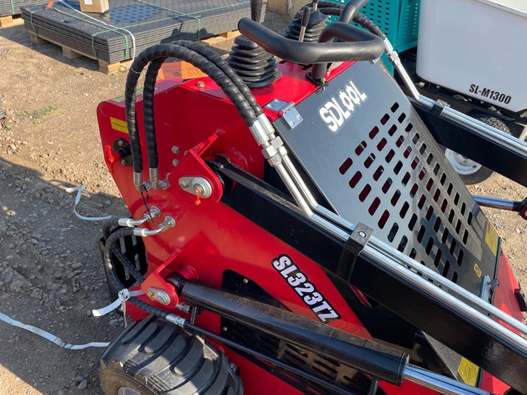 #18310-•-2026-sdlool-skid-steer-loader-(princeton,-mn)-image-9
