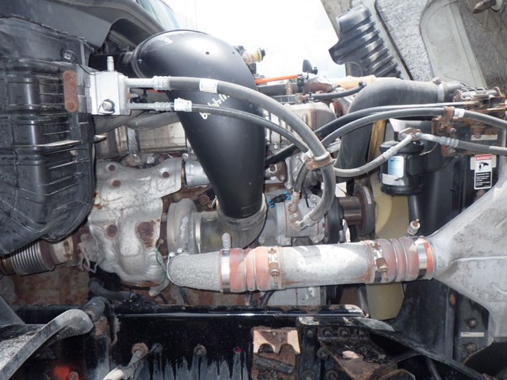 2018-freightliner-cascadia-125-image-23