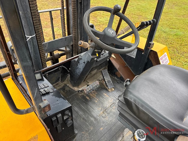 2018-jcb-940-image-17