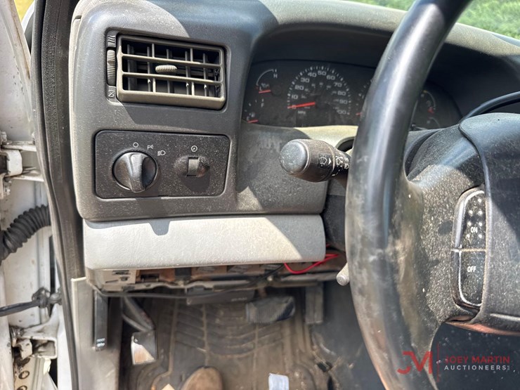 2002-ford-f450-image-38