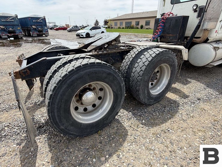 2007-international-9400i-tractor-truck---boardman,-or-image-24