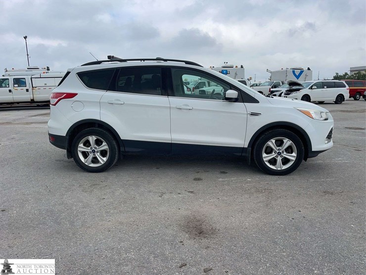 2016-ford-escape-image-4