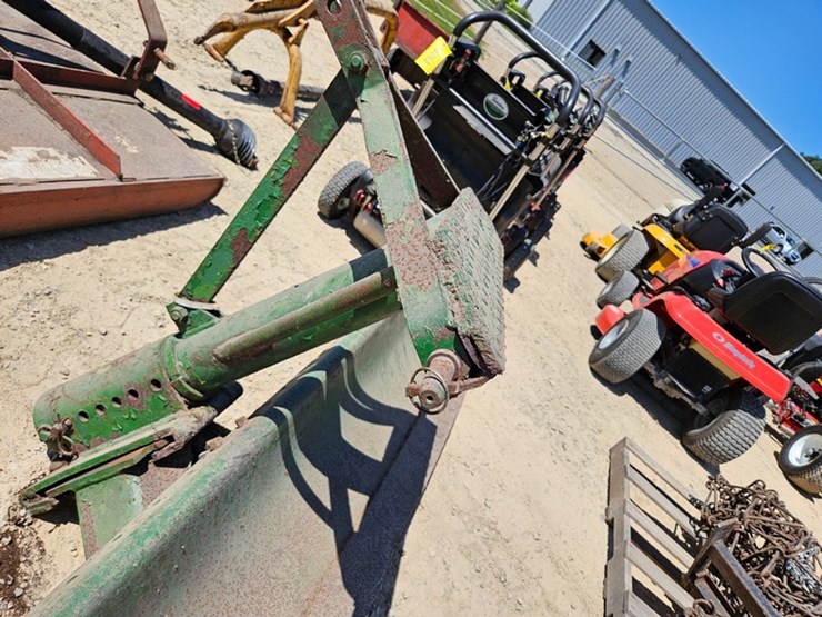 john-deere-8-image-10