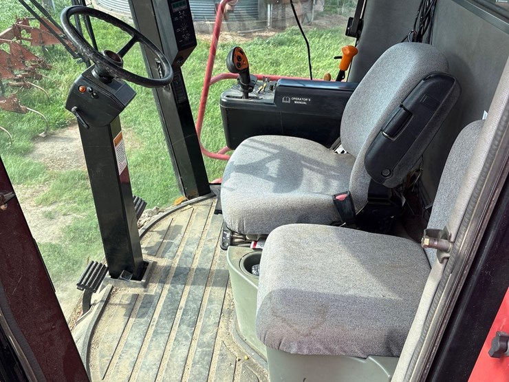 2006-international-2388-axle-flow-combine-image-75