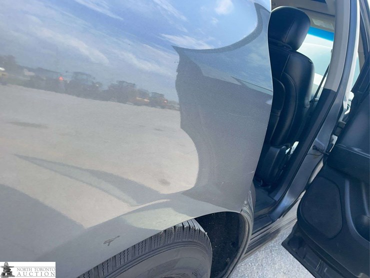 2015-nissan-pathfinder-image-31