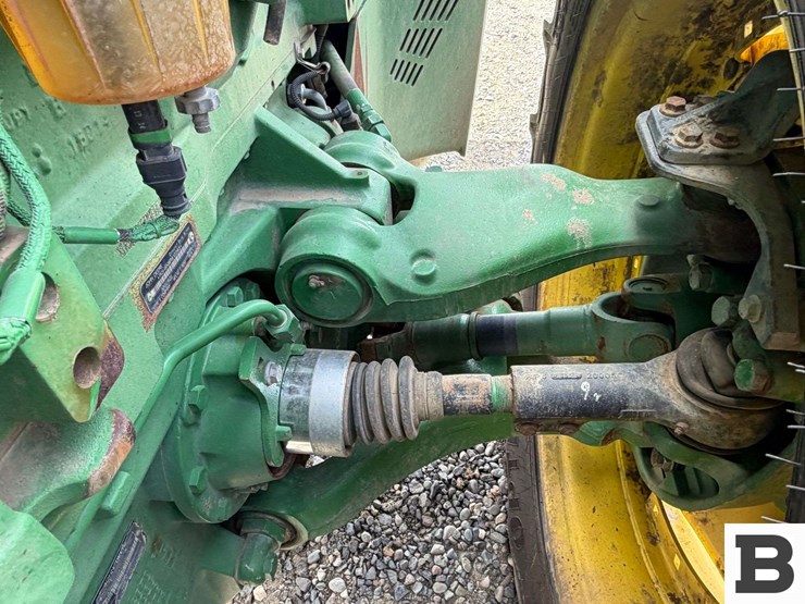 2014-john-deere-8345r-image-36