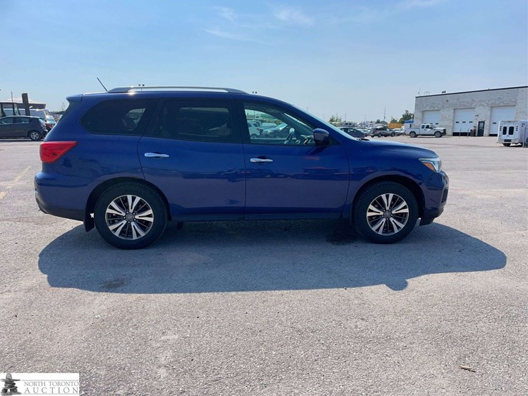 2017-nissan-pathfinder-image-4