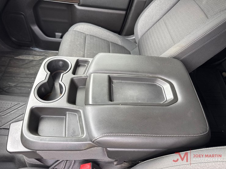 2020-chevrolet-silverado-1500-image-24