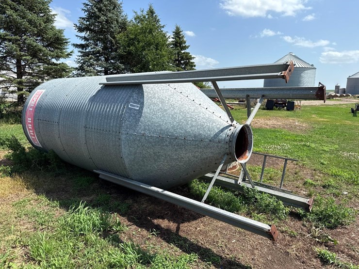 approx-9-ton-chore-time-bulk-bin-image-1