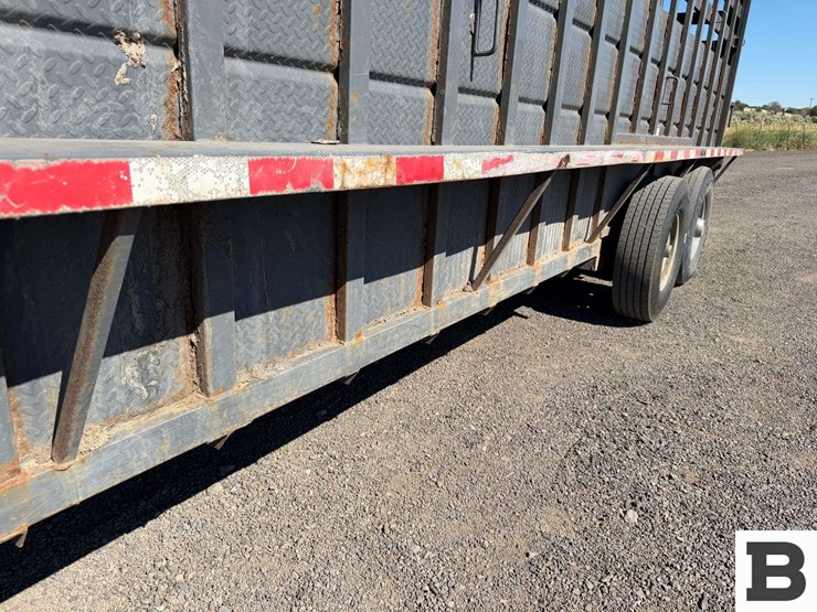 2015-c&b-quality-mavgnst24-14k-str-stock-trailer-image-18