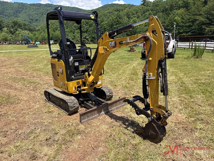 2024-caterpillar-301.7-image-4