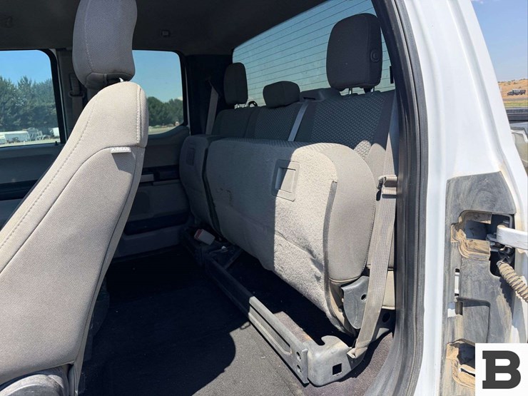2017-ford-f150-image-17