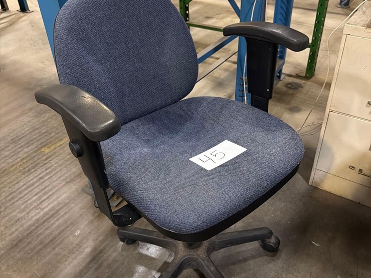 office-chair-image-1