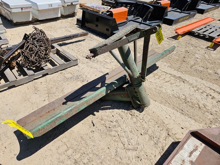 john-deere-8-image-3