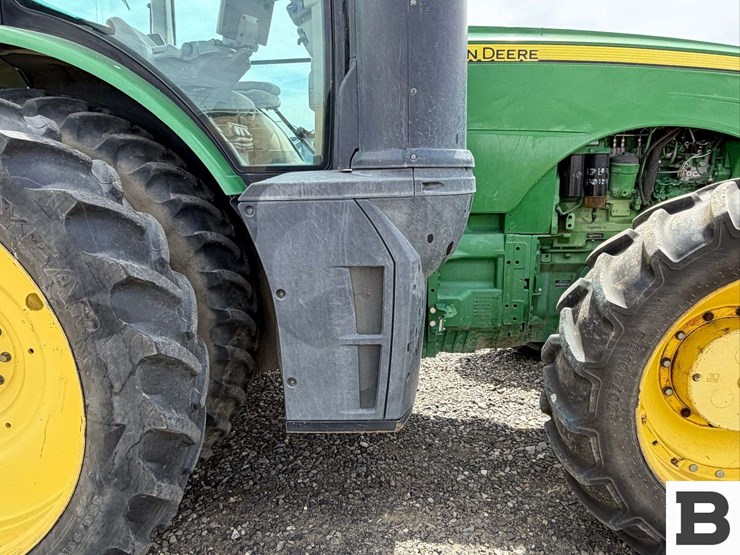 2014-john-deere-8345r-image-40