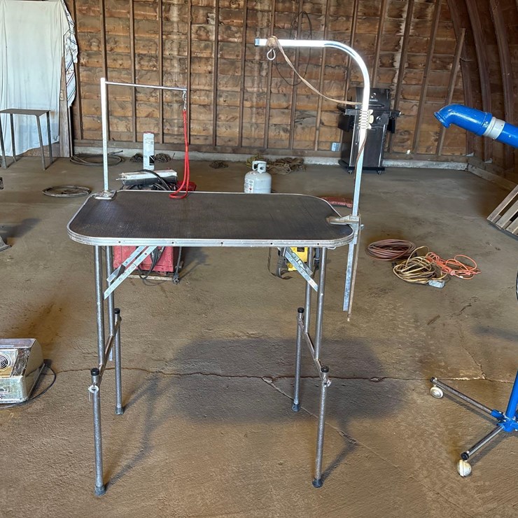 Groom-Rite Pet Grooming Table