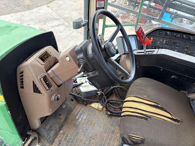 1998-john-deere-4700-image-46