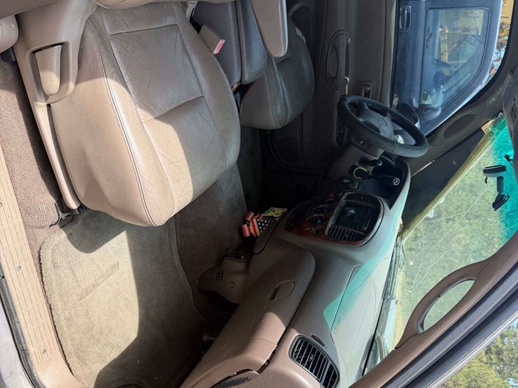 2000-toyota-tundra-image-23