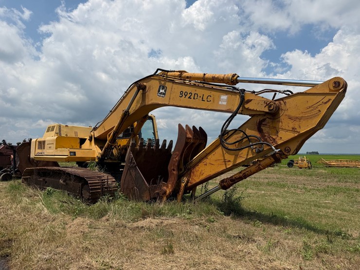 1988-deere-892d-image-2