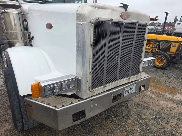 1995-peterbilt-357-image-9