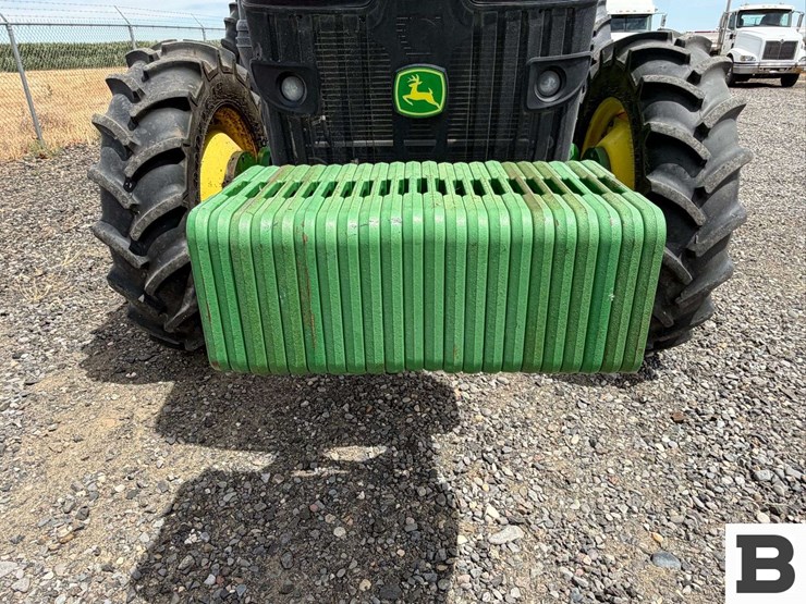 2014-john-deere-8345r-image-11