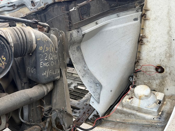 ford-f700-image-46