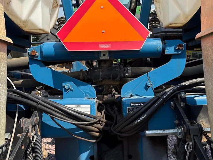 kinze-2210-image-22