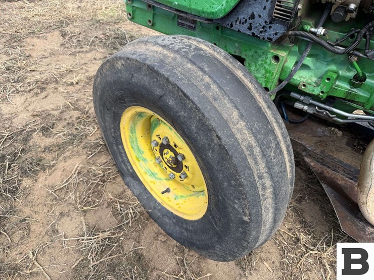 2009-john-deere-5101en-image-13