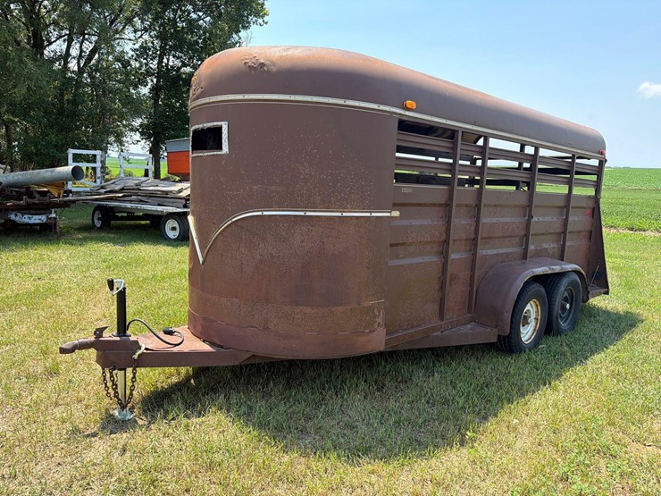 1984-circle-j-6ft-x-16ft-bumper-hitch-livestock-trailer-image-1