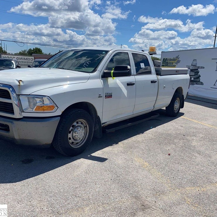 2011 DODGE 2500