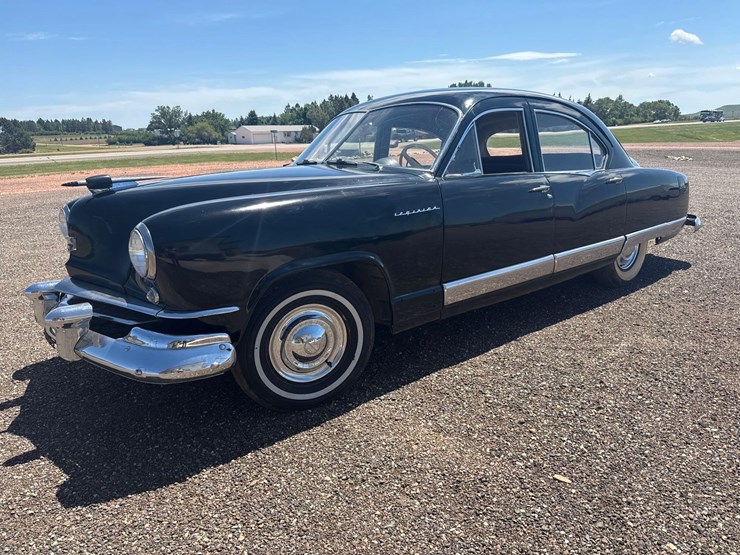 1952-kaiser-frazer-virginia-image-1