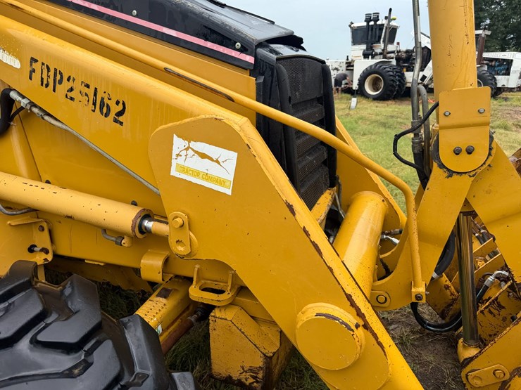 2006-caterpillar-420d-image-66