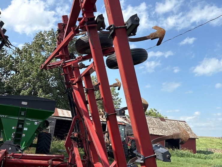 case-ih-4300-image-21