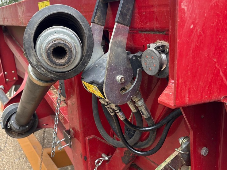 2022-case-ih-4412-image-12