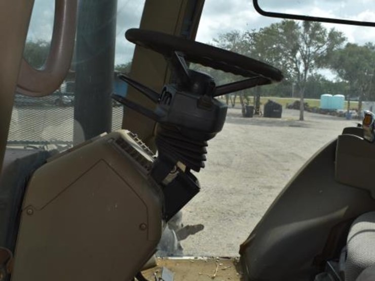 case-ih-mx240-image-9