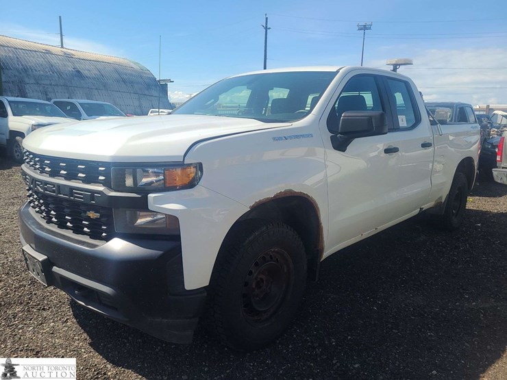 2021-chevrolet-silverado-1500-image-1