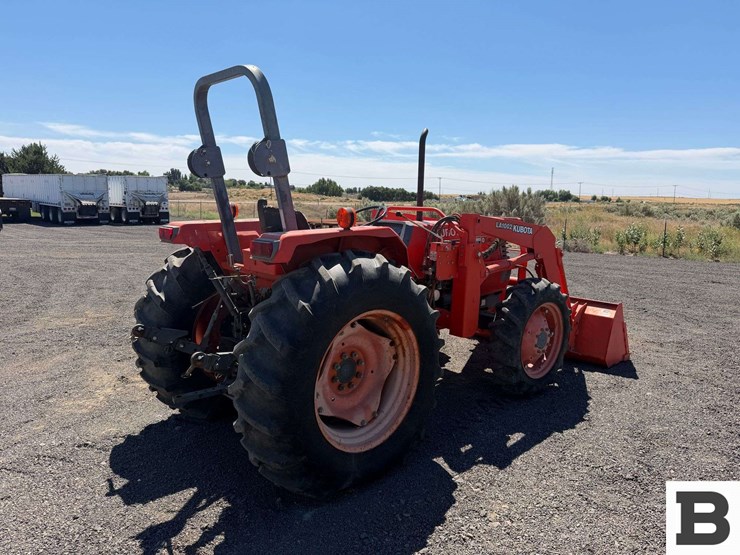 kubota-m6800-image-5